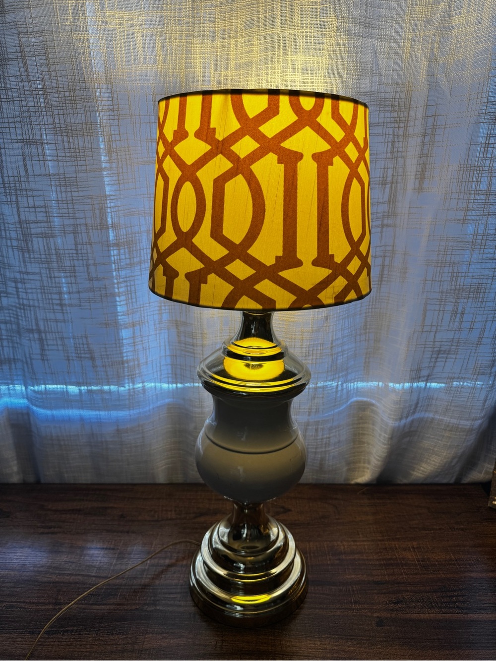 Mid-Century Vintage Table Lamp Ceramic Base Gold Trim Geometric Shade